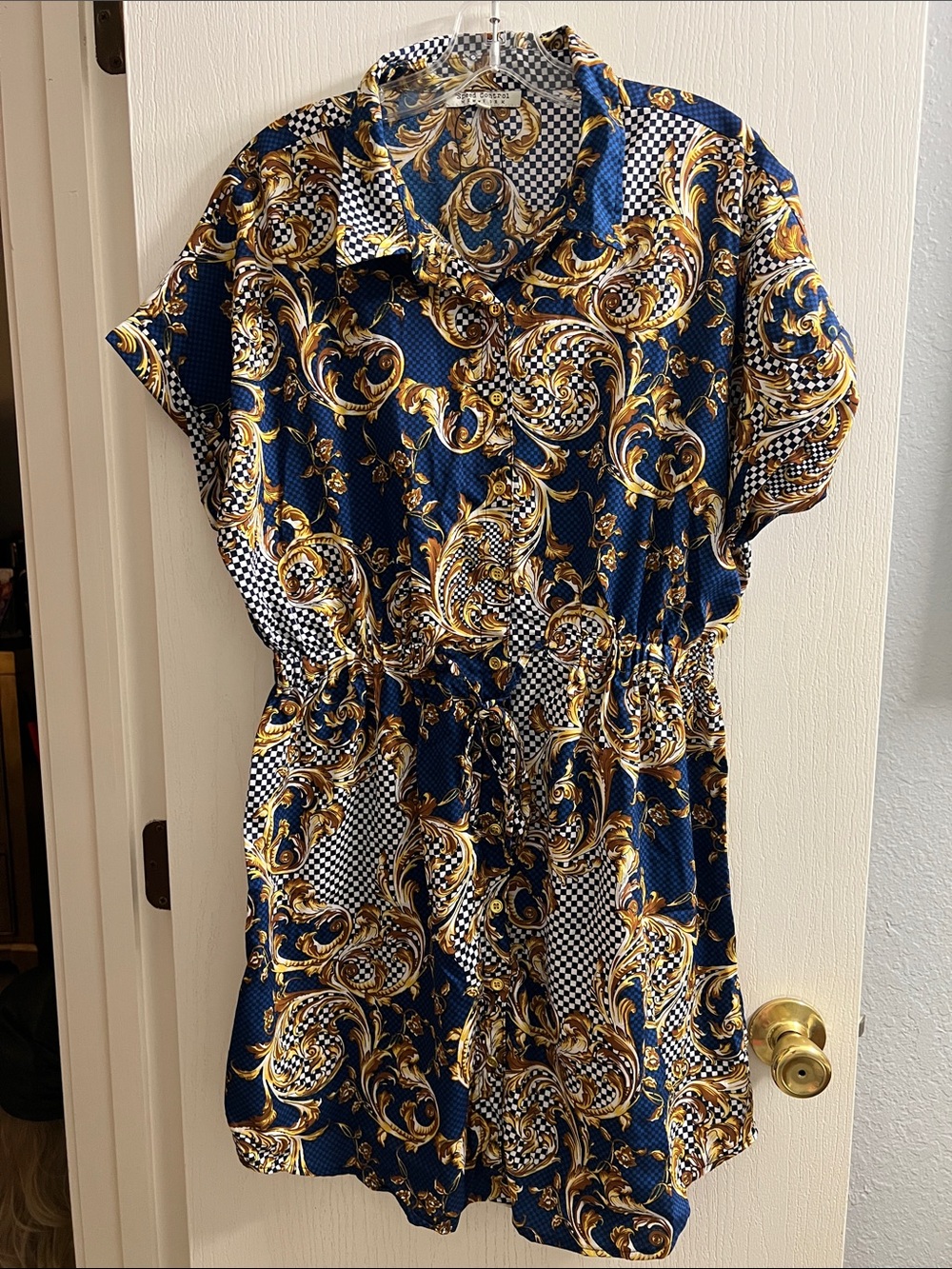 Speed Control Navy and Gold Baroque Print Short Sleeve Dress
